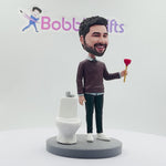 Bobblehead personalizzato e divertente che stura il water