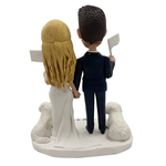 Bobblehead personalizzato per matrimonio con due cani bianchi