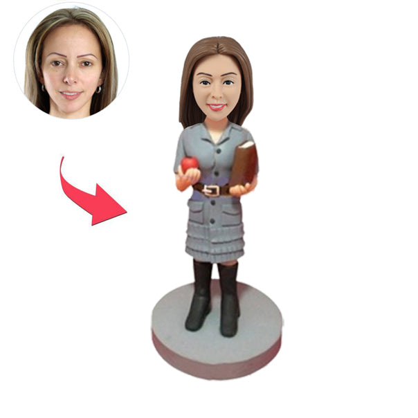 Bobblehead personalizzati da insegnante donna con vestito