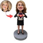 Bobblehead personalizzato di Super Mamma in abito da lavoro