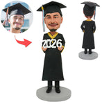 Bambola bobblehead personalizzata per laurea maschile