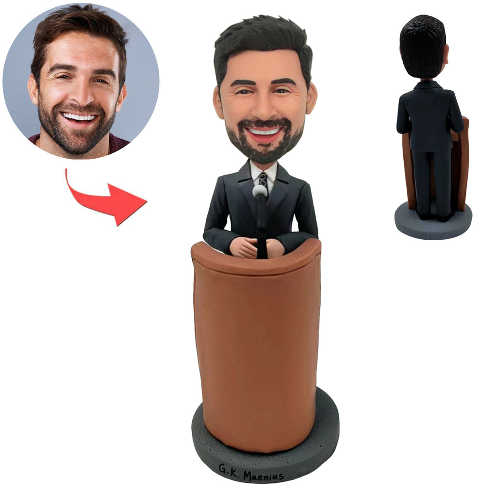 Bambola Bobblehead personalizzata che tiene un discorso