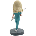 Bobblehead infermiera personalizzato con siringa