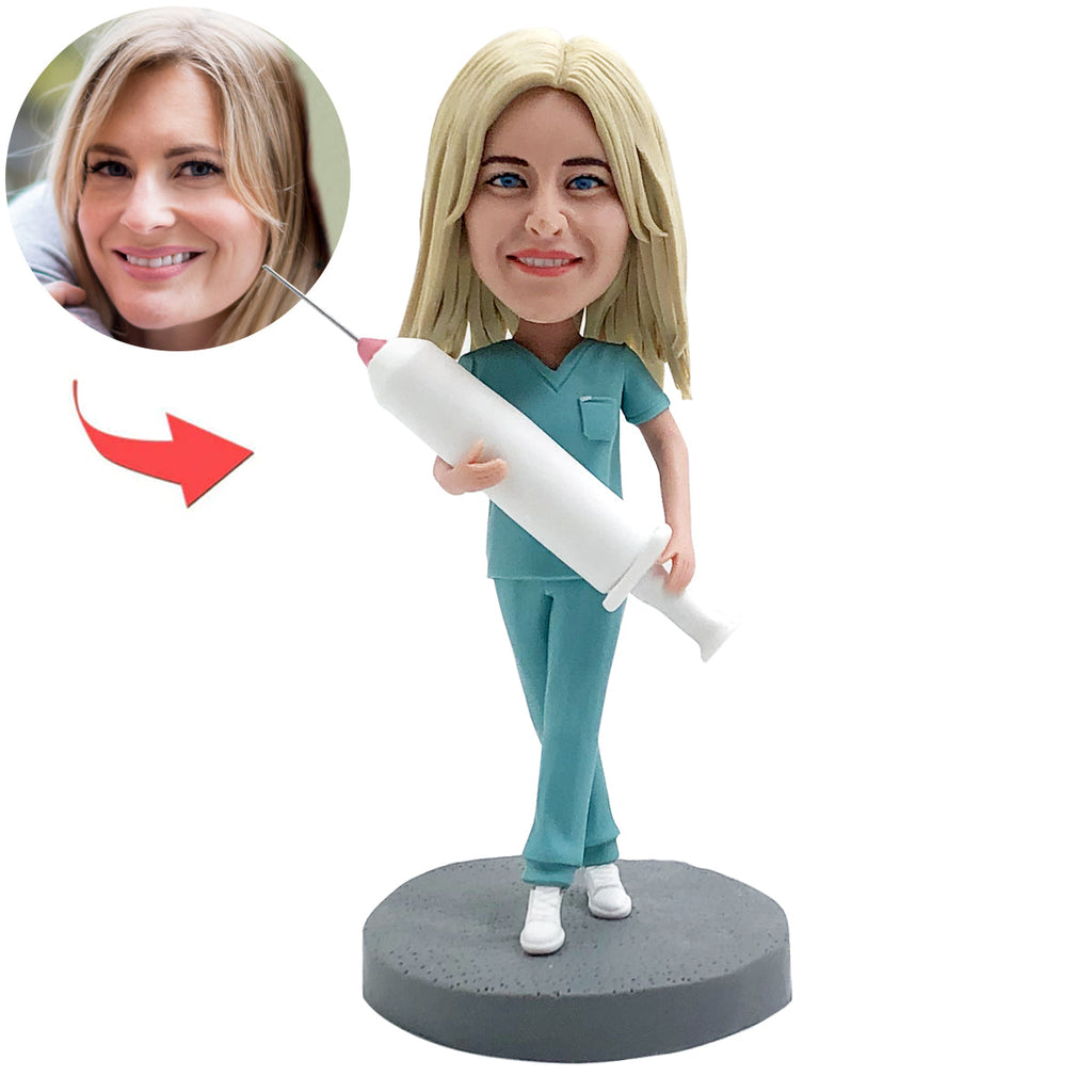 Bobblehead infermiera personalizzato con siringa