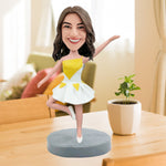 Bobblehead personalizzato con posa allegra