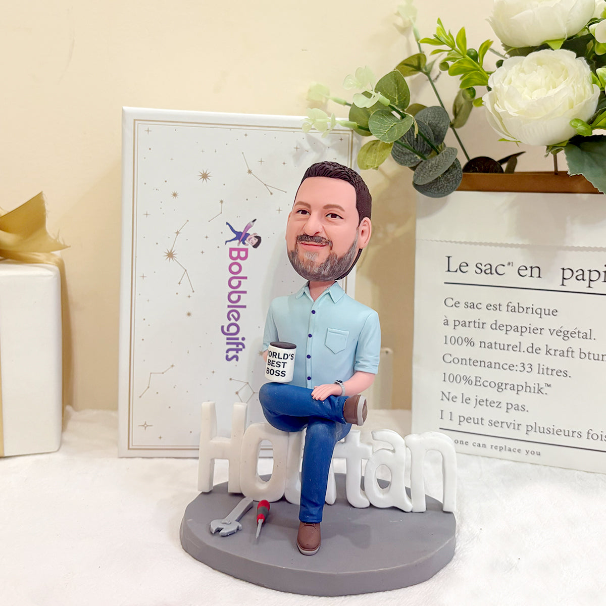 Tazza Bobblehead personalizzata con la scritta "Il miglior capo del mondo"