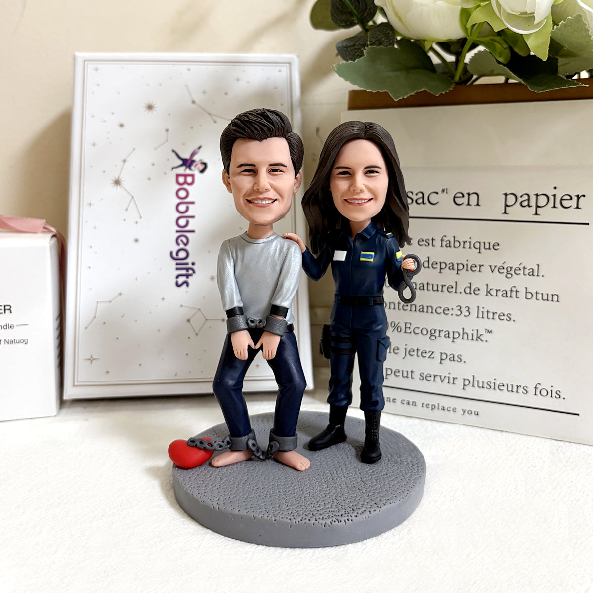 Bobblehead di coppia personalizzati: divertenti poliziotti e prigionieri