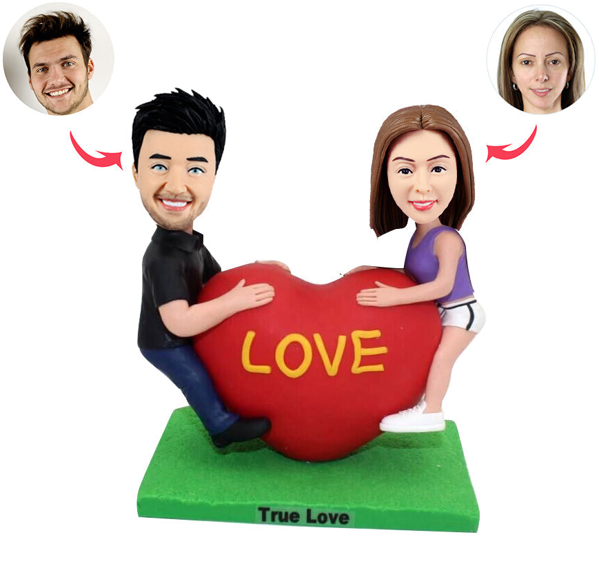 Bobblehead personalizzato con coppia di cuori innamorati