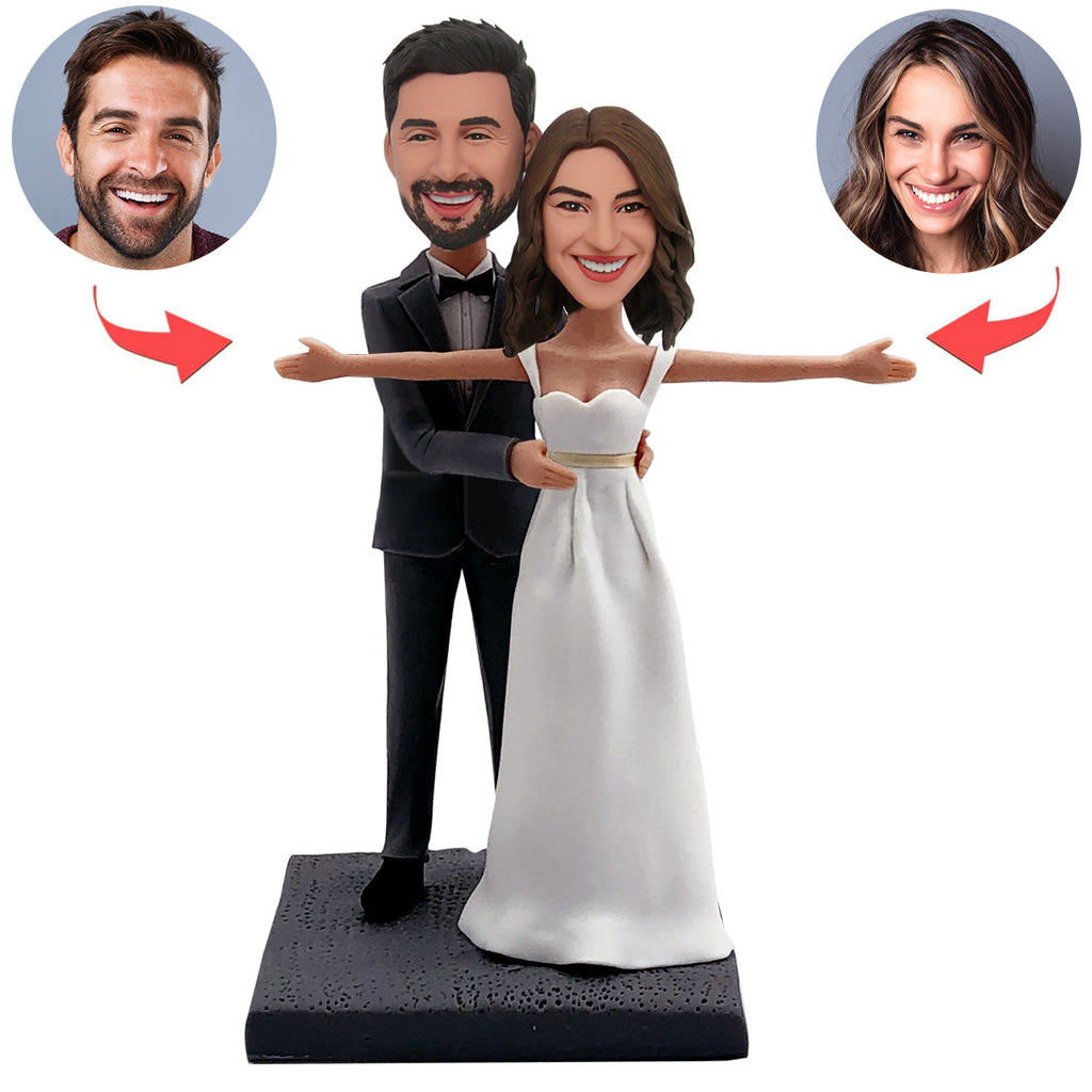 Bobblehead personalizzato per matrimonio, coppia abbracciata in vita