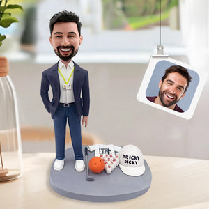 Bobblehead personalizzato di un uomo d'affari che ama lo sport